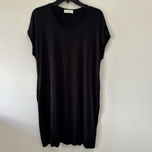 HOURGLASS LILLY Black T-Shirt Dress